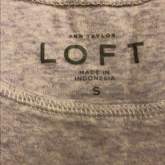❗️❗️3 TAGLESS ANN TAYLOR LOFT TANKS ❗️❗️ - Picture 8 of 12
